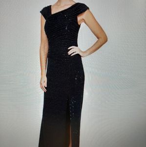 Alex Evenings Beautiful Elegant Mother of the Bride or Groom Gown